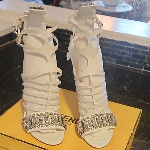 Fendi Elegant White Heels with Sparkling Accents